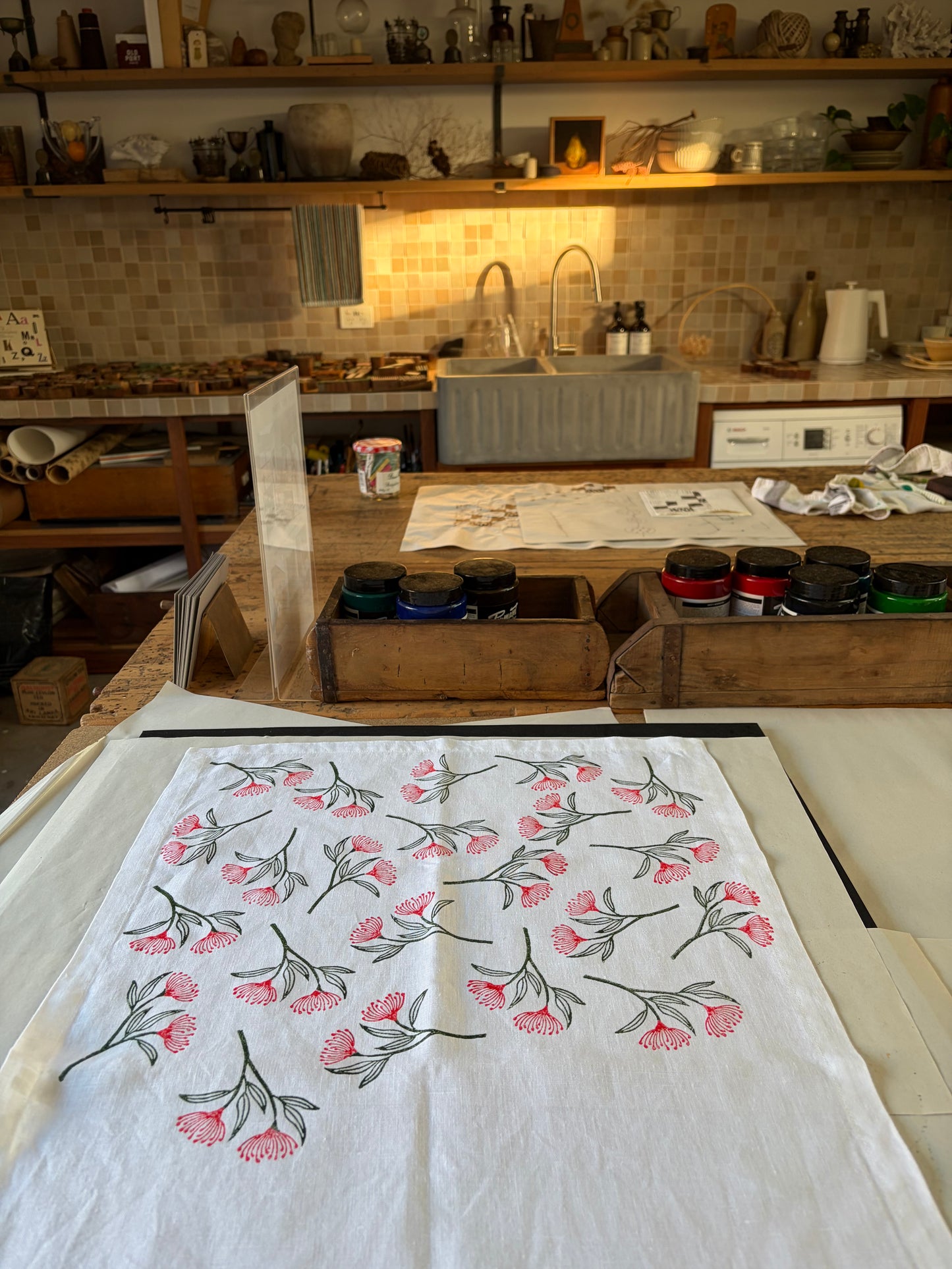 Australian Native Series Flowering Gum Hand Towel