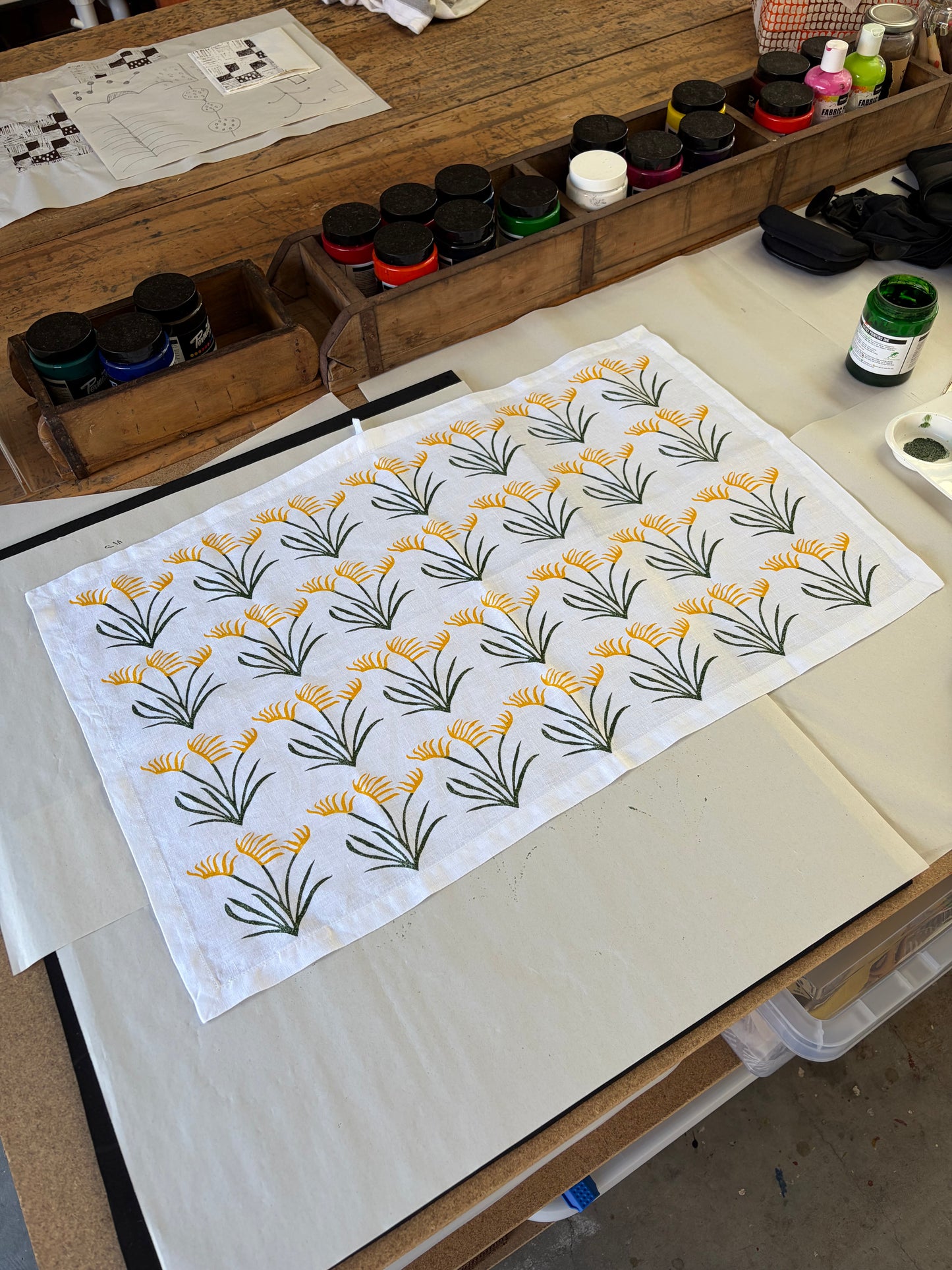 Australian Native Series Kangaroo Paw Hand Towel