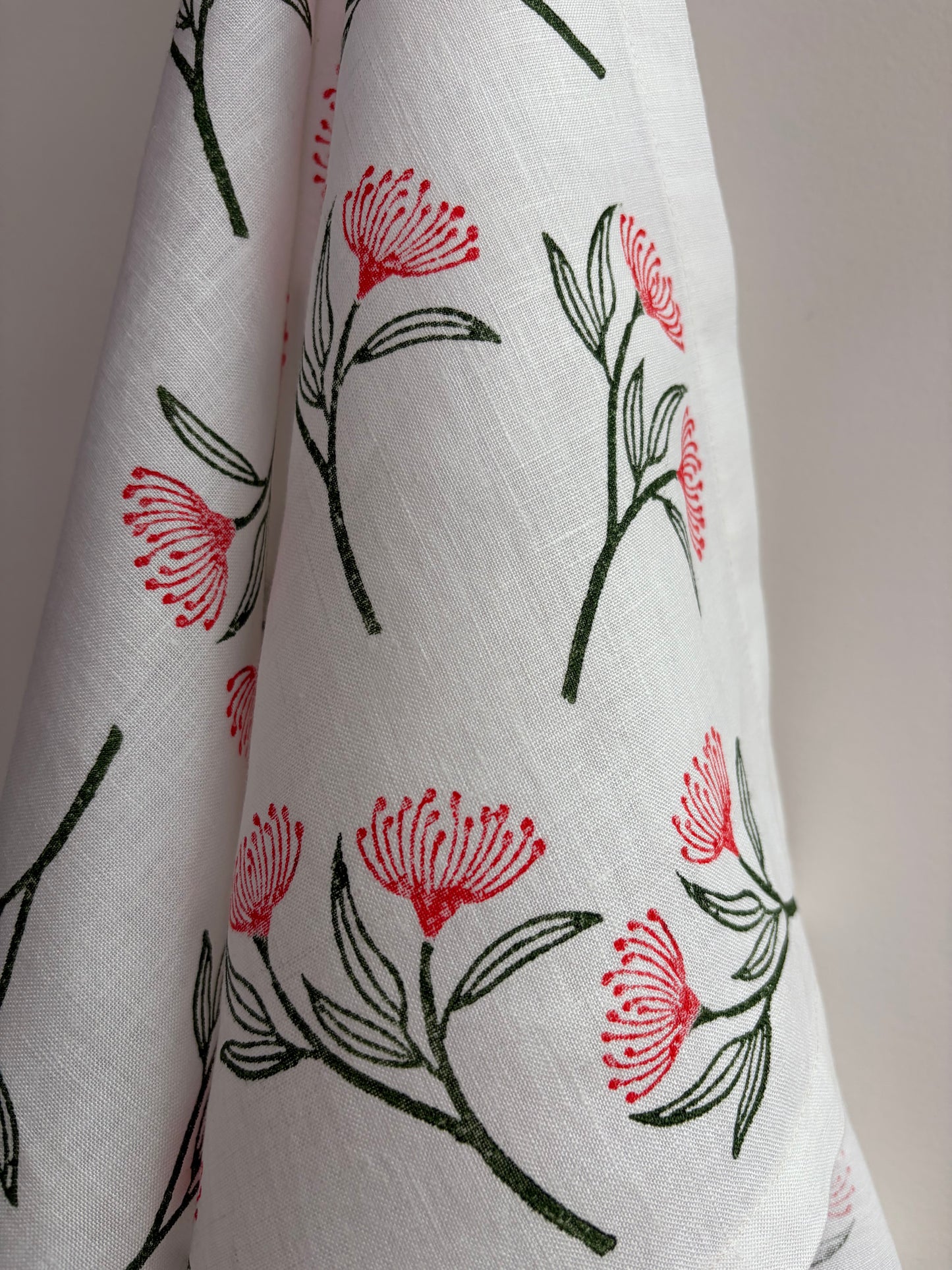 Australian Native Series Flowering Gum Hand Towel