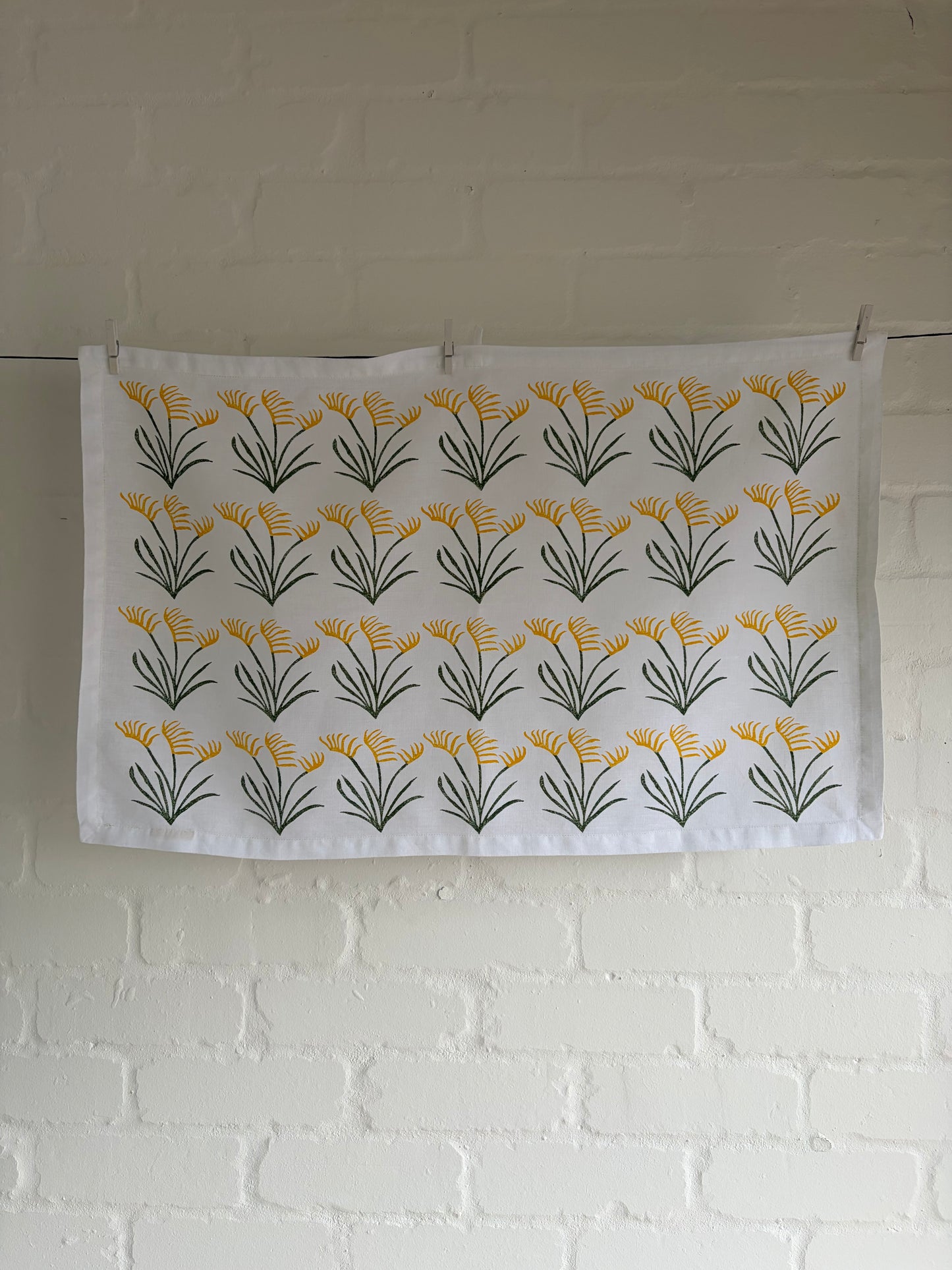Australian Native Series Kangaroo Paw Hand Towel